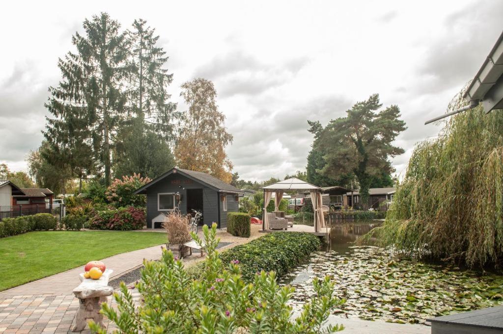 Prachtige Chalet Wabi Sabi Aan Het Water! Geel Exteriér fotografie